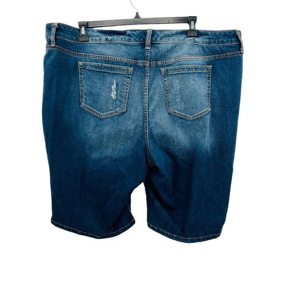 Torrid Boyfriend Bermuda Distressed Jean Shorts Size 24 - Picture 9 of 16